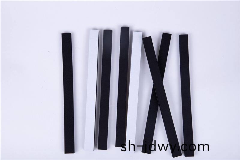 CR減震保溫(wen)條(tiao)