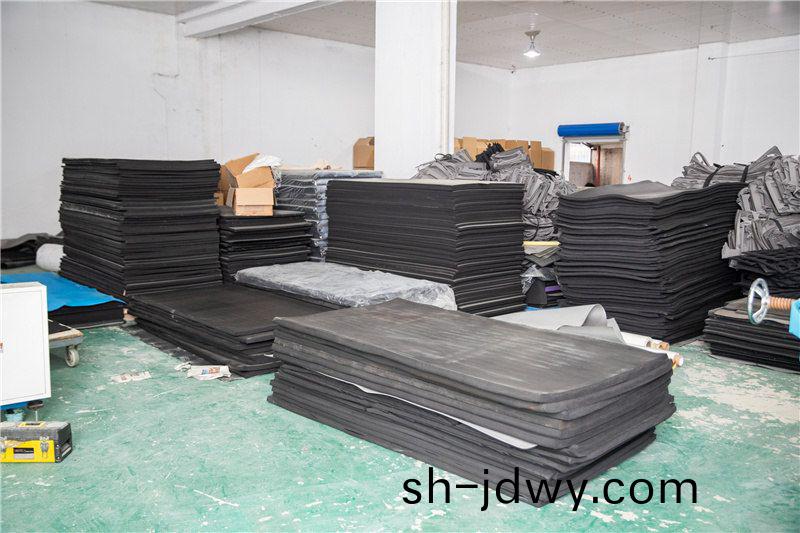 車(che)間(jian)展(zhan)示