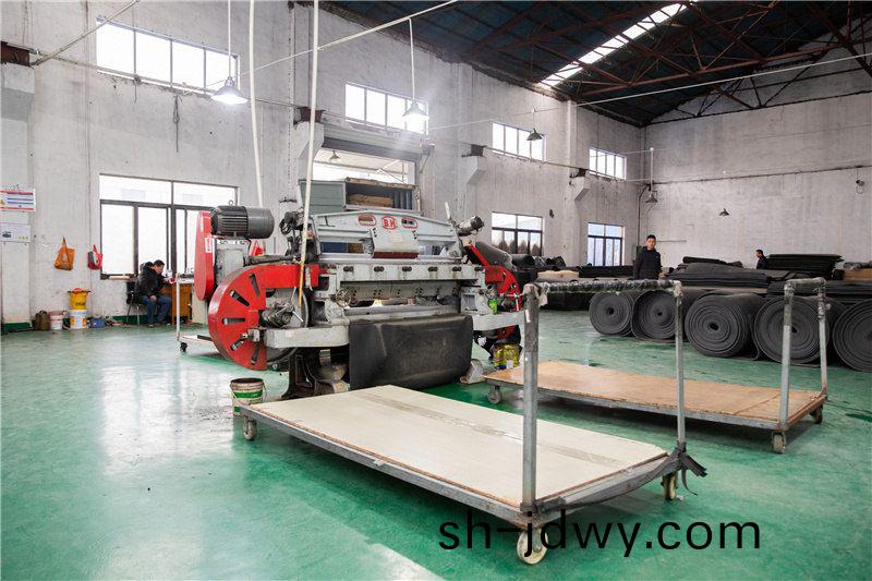 生(sheng)産(chan)設(she)備